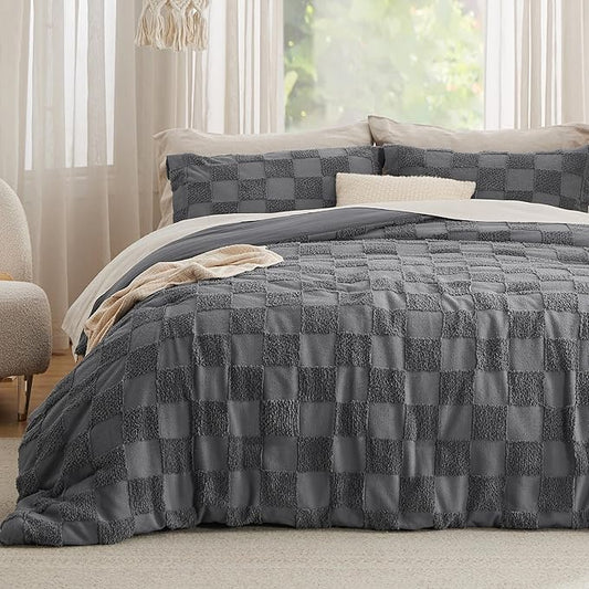 Bedsure Twin/Twin XL Comforter Set Dark Grey, Boho Tufted Bed Set, Checkered Farmhouse Shabby Chic Bedding, 2 Pieces, 1 Plaid Geometric Comforter and 1 Pillow Sham