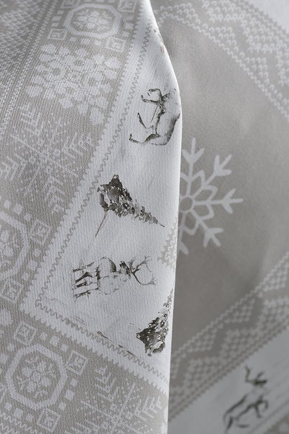 Maison d' Hermine Cloth Napkins Set of 4 100% Cotton Everyday Reusable Square Napkins Cloth Washable, Dinner, Party, Wedding, Restaurant (Cozy Christmas, 20" x 20")