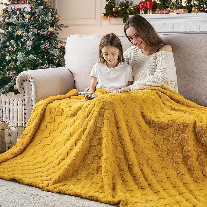 NEWCOSPLAY Super Soft Throw Blanket Mustard Yellow Premium Silky Flannel Fleece 3D Checkered Lightweight Bed Blanket All Season Use (Mustard Yellow Checkered, Throw(50"x70"))