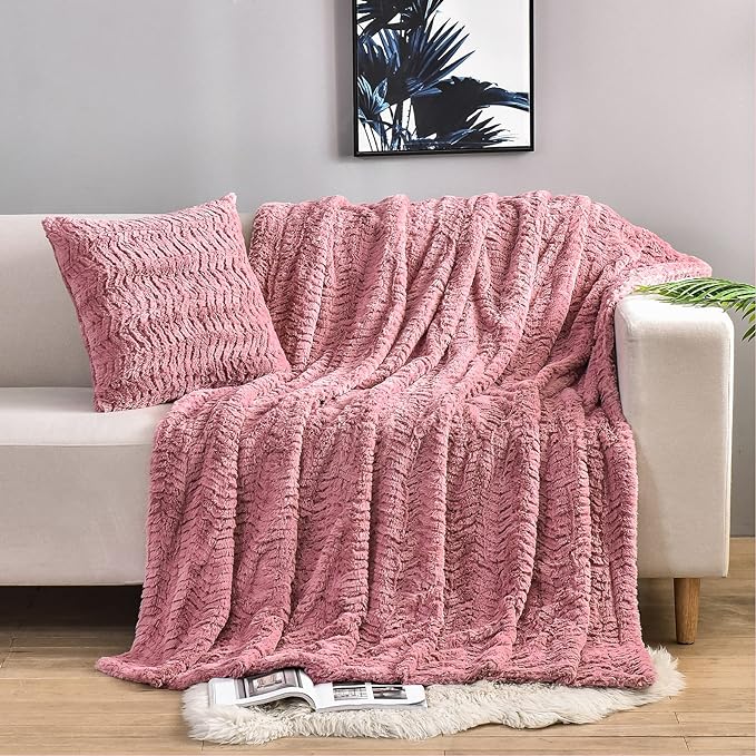 YUSOKI Luxury Faux Fur Throw Blanket(Without Pillows) 2 Layers,3lb,All Ages,Home Decoration, (Pink,50" x 63")