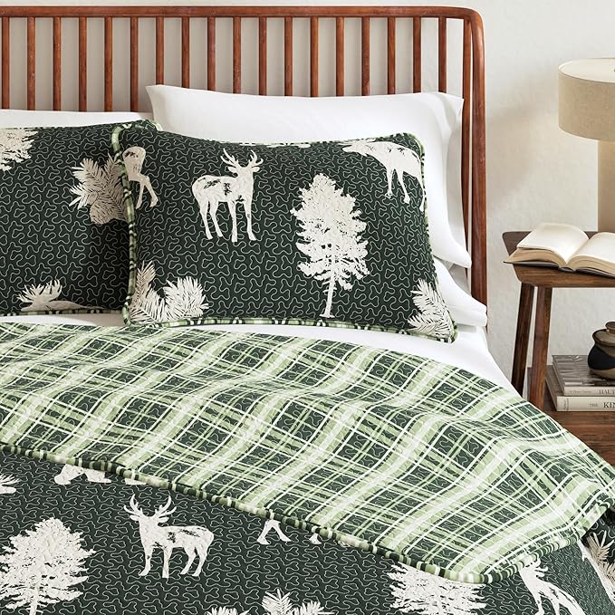 Lodge Bedspread Full/Queen Size Quilt with 2 Shams. Cabin 3-Piece Reversible All Season Quilt Set. Rustic Quilt Coverlet Bed Set. Rio Ridge Collection (Forest Green)