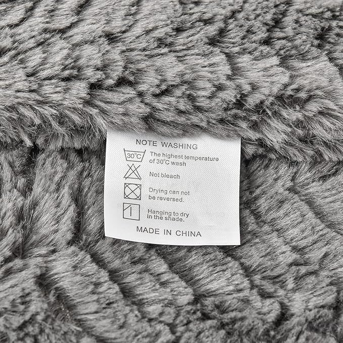 YUSOKI Luxury Faux Fur Twin XL Blanket for Twin XL Bed 2 Layers,5.2lb,All Ages,Home Decoration Without Pillows(Grey,63"x90")