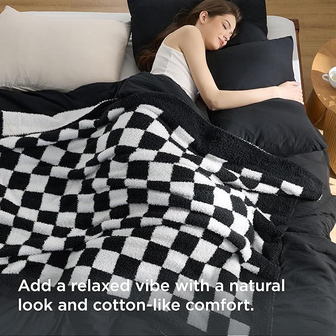 Bedsure Twin Comforter Set with Checkered Throw Blanket for Couch - 3 Pieces, 1 Black Comforter Twin Size, 1 Pillow Sham, 1 Checkered Blanket, Super Soft, Lightweight & Fluffy for Bed & Sofa