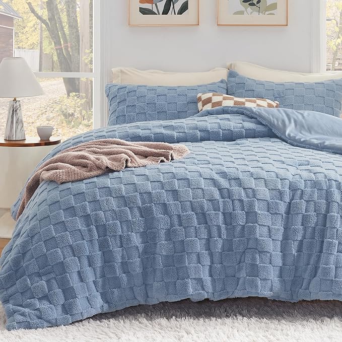 Bedsure Queen Fluffy Comforter Set, Ashley Blue Plush Fleece Bed Set, Checkered Farmhouse Boho Soft Warm Bedding for Winter, 3 Pieces, 1 Comforter (90"x90") and 2 Pillowcases (20"x26")