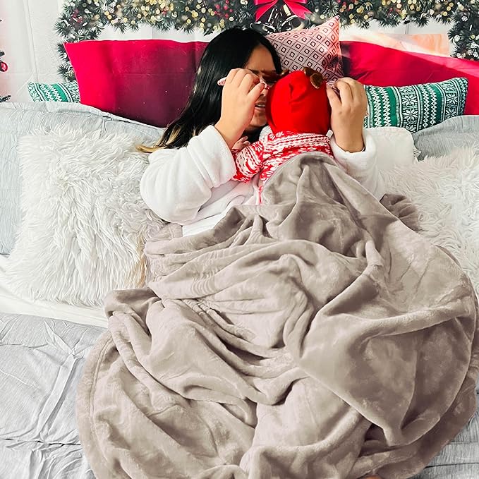 Bedsure GentleSoft Fleece Throw Blanket for Couch Oxford Tan - Lightweight Plush Fuzzy Cozy Soft Blankets and Throws for Sofa, 50x60 inches