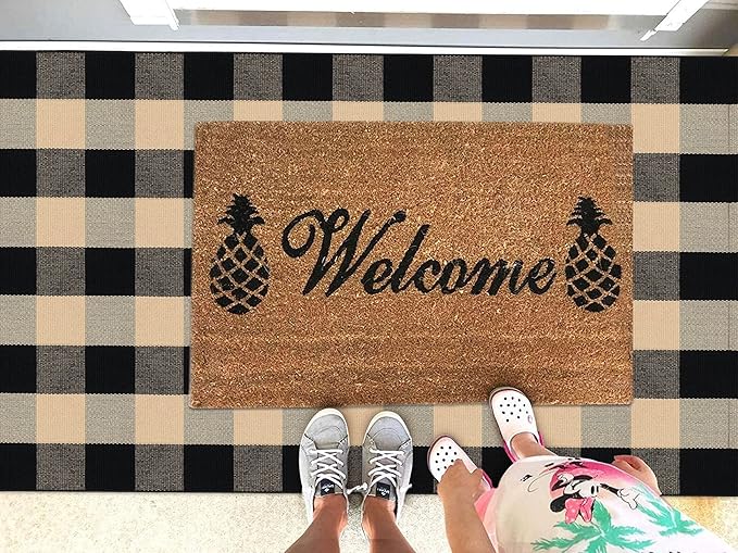 KOZYFLY Buffalo Plaid Area Rugs 3x5 Ft Brown and Black Checkered Rug Washable Front Door Mat Hand Woven Cotton Outdoor Rugs Large Rug for Front Porch Kitchen Entryway Patio Bathroom