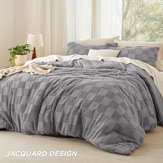 Bedsure King Size Comforter Set Grey, Boho Tufted Bed Set, Checkered Farmhouse Shabby Chic Bedding, 3 Pieces, 1 Plaid Geometric Comforter and 2 Pillow Shams