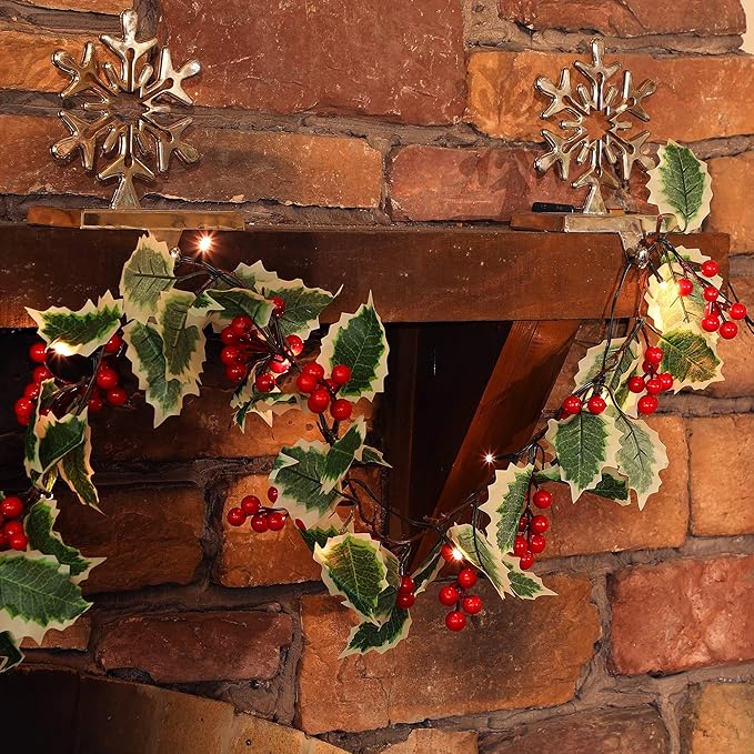 Juegoal 2 Pack Christmas Garlands, 9FT Pre-lit Red Berries & Holly Leaves Garland, Artificial Lighted Garland Battery Operated with Timer, Indoor Outdoor Xmas Fireplace Gate Home Winter New Year Decor