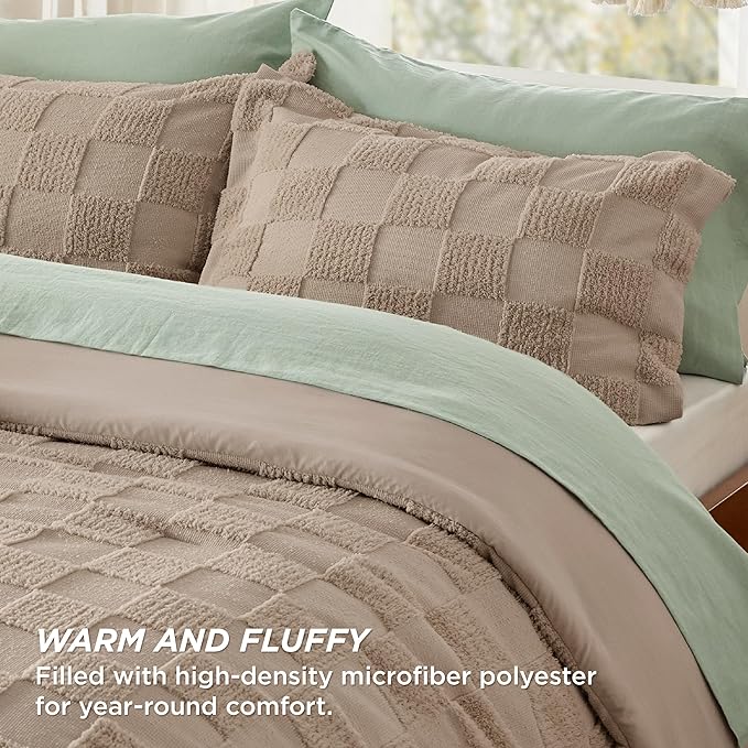 Bedsure California King Size Comforter Set Khaki, Boho Tufted Bed Set, Checkered Farmhouse Shabby Chic Bedding, 3 Pieces, 1 Plaid Geometric Comforter and 2 Pillow Shams